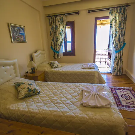 Kleo Hotel